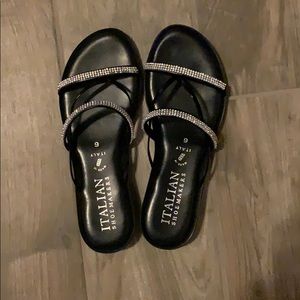 Women’s sandal dress shoes